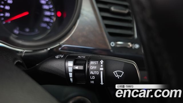Kia K9 2013 — photo 27