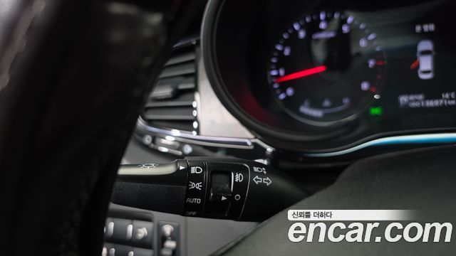 Kia K9 2013 — photo 29