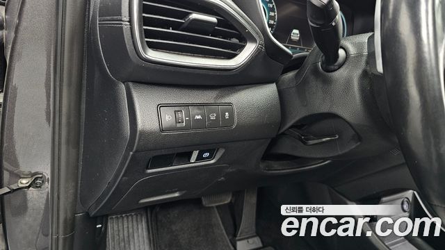 Hyundai Santafe 2023 — photo 22