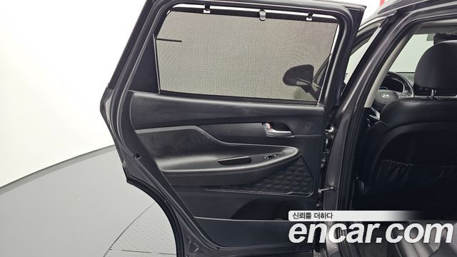 Hyundai Santafe 2023 — photo 15