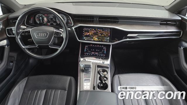 Audi A7 2021 — photo 10