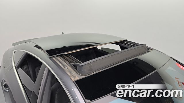 Audi A7 2021 — photo 28