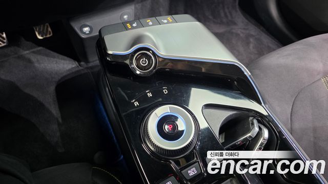 Kia EV6 2023 — photo 12