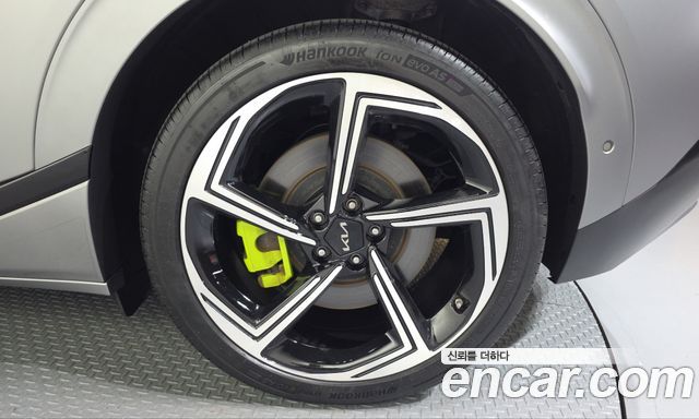 Kia EV6 2023 — photo 7