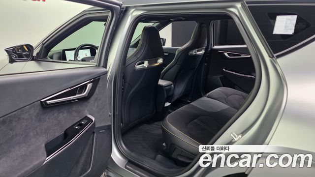 Kia EV6 2023 — photo 16