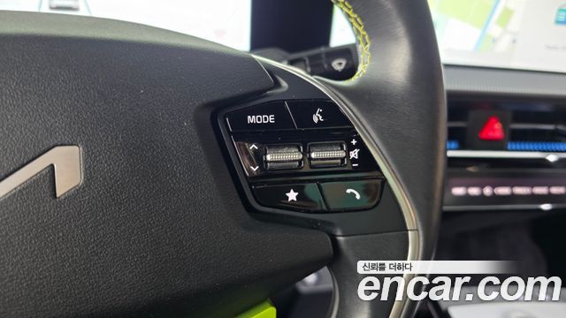 Kia EV6 2023 — photo 27