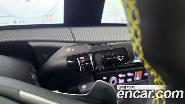 Kia EV6 2023 — photo 39