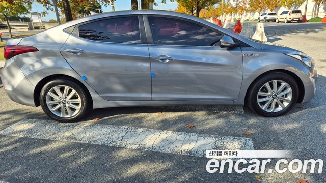 Hyundai AVANTE 2014 — photo 3
