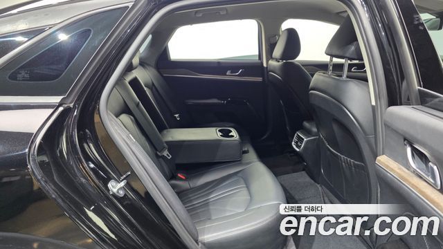 Kia K5 2023 — photo 18