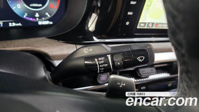 Kia K5 2023 — photo 29