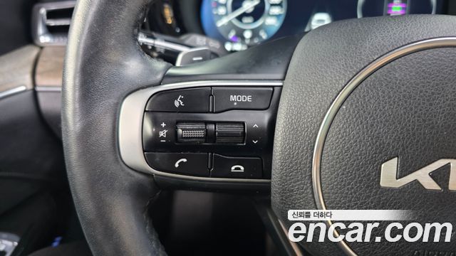 Kia K5 2023 — photo 33