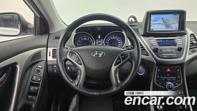Hyundai AVANTE 2014 — photo 19