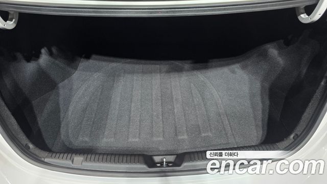 Hyundai AVANTE 2014 — photo 28