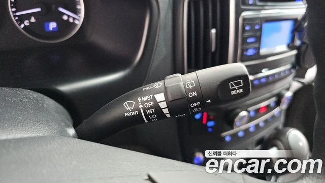 Hyundai Starex 2017 — photo 27