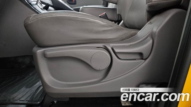 Hyundai Starex 2017 — photo 30