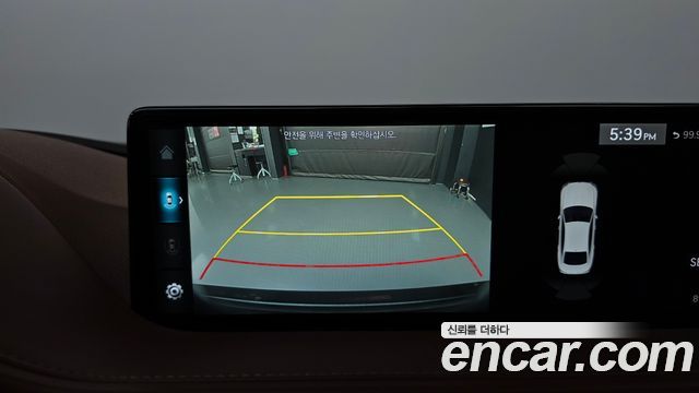 Genesis G80 2022 — photo 21