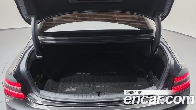 Genesis G80 2022 — photo 25