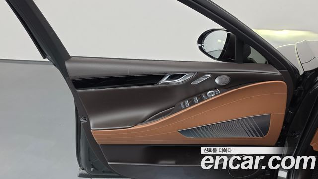 Genesis G80 2022 — photo 14