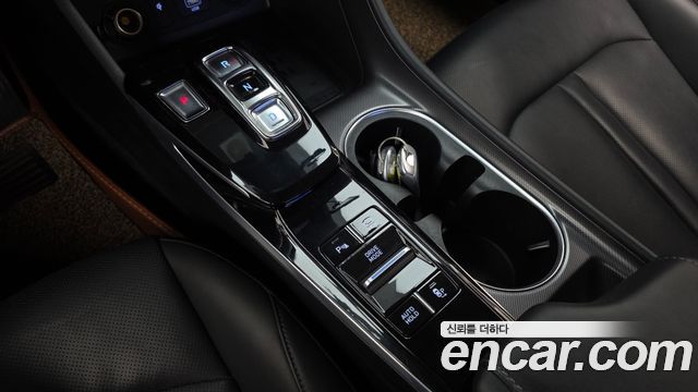Hyundai Sonata 2020 — photo 12