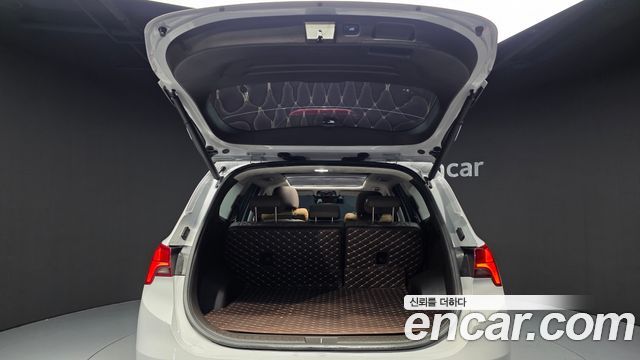Hyundai Santafe 2021 — photo 25
