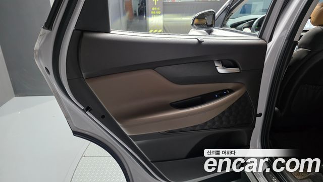 Hyundai Santafe 2021 — photo 15