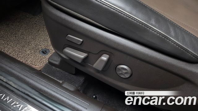 Hyundai Santafe 2021 — photo 31