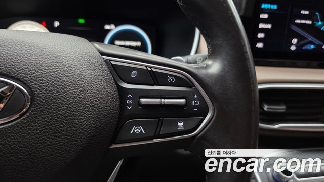 Hyundai Santafe 2021 — photo 32