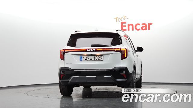 Kia Seltos 2023 — photo 4