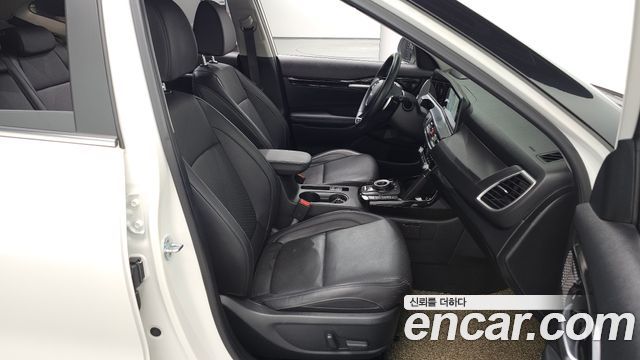 Kia Seltos 2023 — photo 10