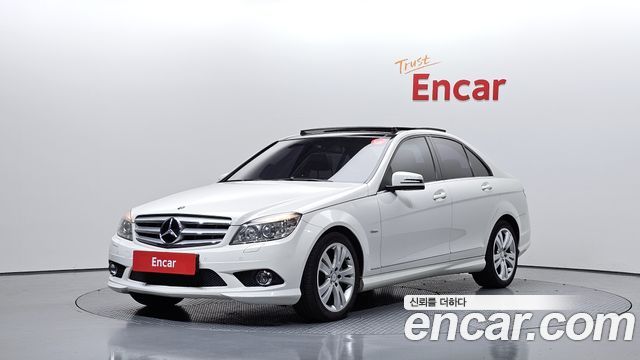 Mercedes-Benz C-Class 2010 — photo 1