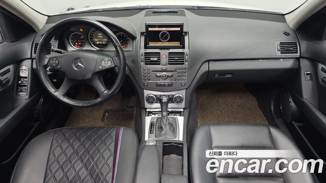 Mercedes-Benz C-Class 2010 — photo 7