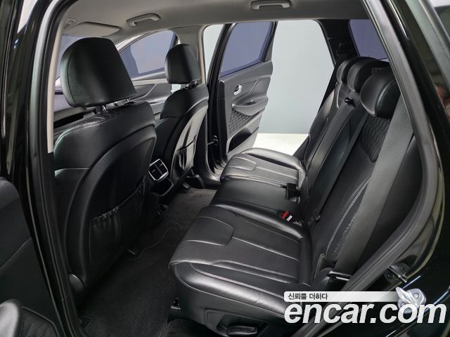 Hyundai Santafe 2019 — photo 11