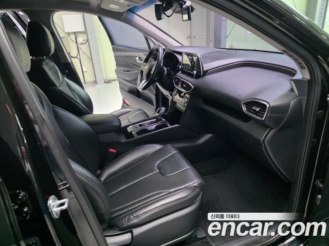 Hyundai Santafe 2019 — photo 12