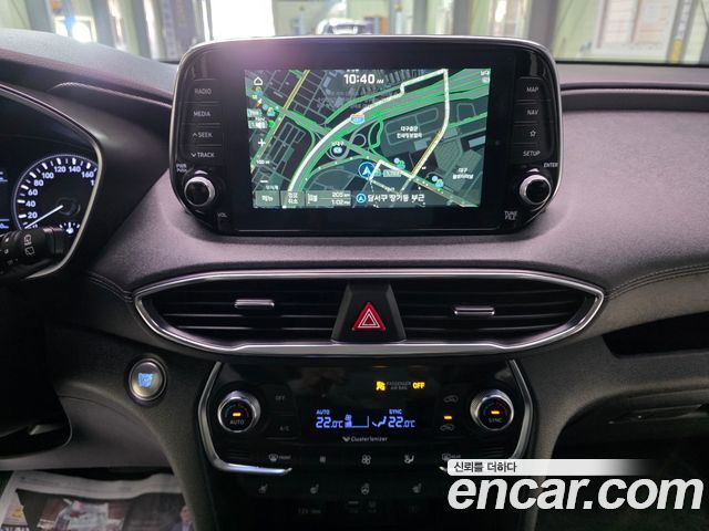 Hyundai Santafe 2019 — photo 14
