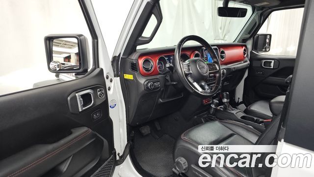 Jeep Wrangler 2020 — photo 13