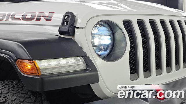 Jeep Wrangler 2020 — photo 8