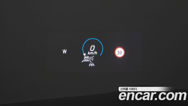 Mercedes-Benz E-Class 2021 — photo 31