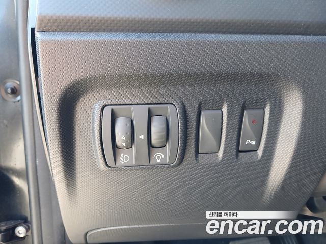 Renault Korea QM3 2015 — photo 8