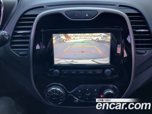 Renault Korea QM3 2015 — photo 13