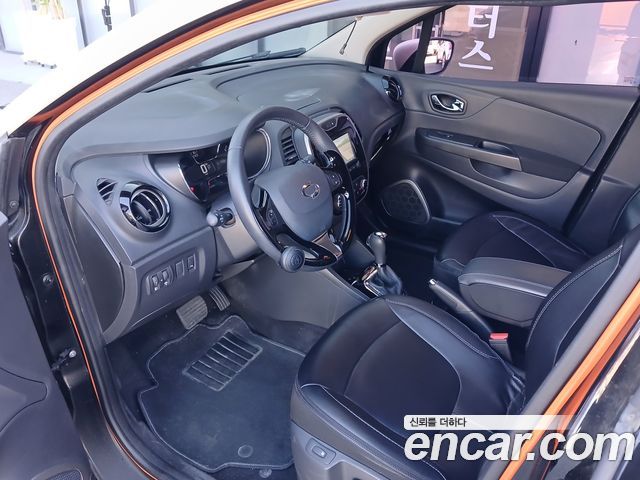 Renault Korea QM3 2015 — photo 17