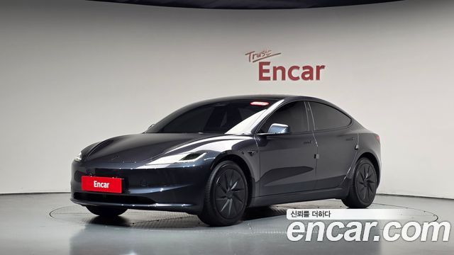 Tesla Model 3 2026 — photo 39