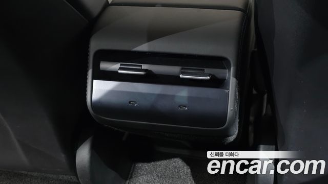 Tesla Model 3 2026 — photo 34