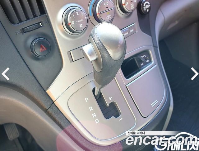 Hyundai Starex 2015 — photo 9
