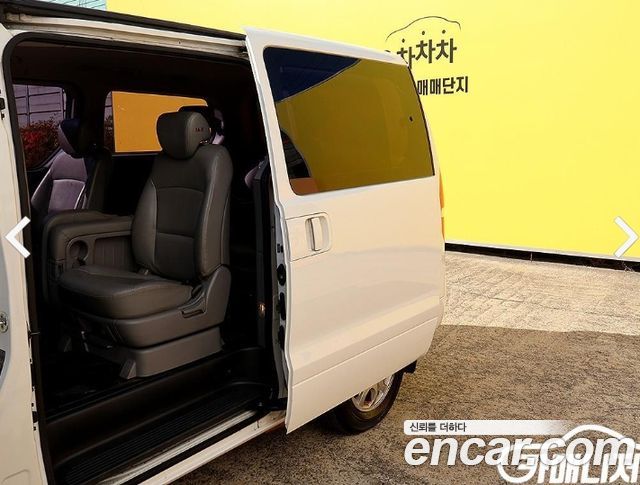 Hyundai Starex 2015 — photo 15