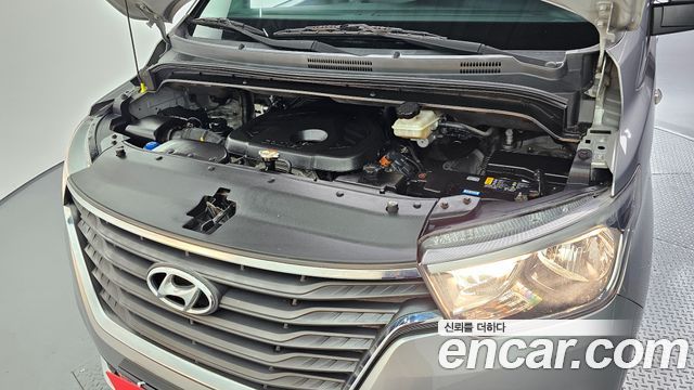 Hyundai Starex 2018 — photo 6