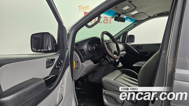 Hyundai Starex 2018 — photo 10