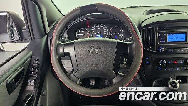 Hyundai Starex 2018 — photo 15