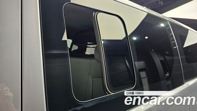 Hyundai Starex 2018 — photo 18