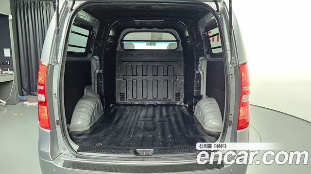 Hyundai Starex 2018 — photo 19