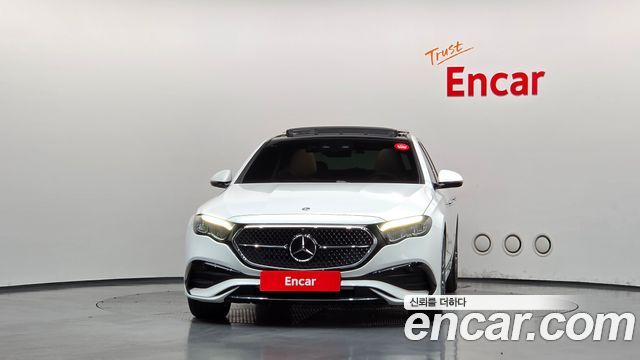 Mercedes-Benz E-Class 2026 — photo 3
